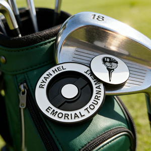 Marcador de Pelota de Golf Personalizado de Metal con Diseño de Dibujos Animados Grabado, Ligero y Portátil, Venta al por Mayor de Fábrica - Product Image 1