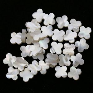 Piedra preciosa de madre perla, piedra de trébol de cuatro hojas para colgante de pulsera DIY - Product Image 3