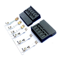 Connecteur en cuivre personnalisé IDC SATA mâle-femelle