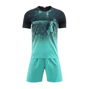 Uniformes de Fútbol Personalizados de Alta Calidad para Hombre, Logotipo Frontal, Secado Rápido, Transpirables, 100% Poliéster, Manga Corta sin Costuras - Product Image 1