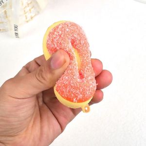 Juguete Antiestrés - Juguete de Pastel de PU Realista - Llavero de Rebote Lento con Modelos Suaves de Pan y Donuts para Niños - Product Image 6