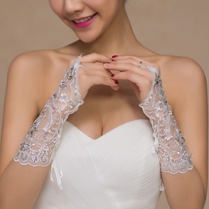 2019 cristaux perlés gants de <span class=keywords><strong>mariage</strong></span> gants de mariée longueur sans doigts opéra dentelle appliques strass gants de <span class=keywords><strong>mariage</strong></span> - Product Image 2