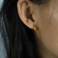 Boucles d'oreilles clous mini goutte d'eau Gaovo pour femme en acier inoxydable, étanches, inaltérables, forme larme, bijoux d'oreille pour usage quotidien, cadeau