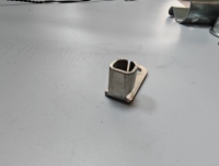 Serre agricole galvanisée Collier de serrage rond Elliptique Squelette Raccord durable et résistant à la corrosion