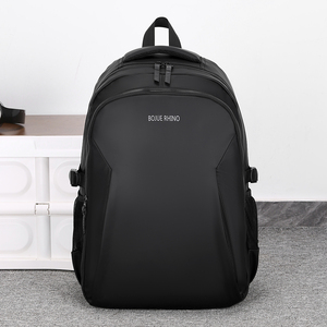 15 Best Male Travel Gifts for Practical & Stylish Explorers