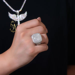 Nuovo arrivo gioielli in stile Hip Hop per gli <span class=keywords><strong>uomini</strong></span> 925 in <span class=keywords><strong>argento</strong></span> Sterling VVS <span class=keywords><strong>D</strong></span> Color rombi ghiacciato anello a grappolo anello di lusso Moissanite - Product Image 3