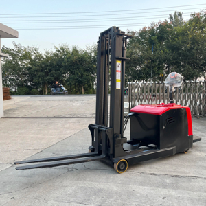 Apilador Eléctrico Contrabalanceado de 2.0T para Exteriores - Product Image 5