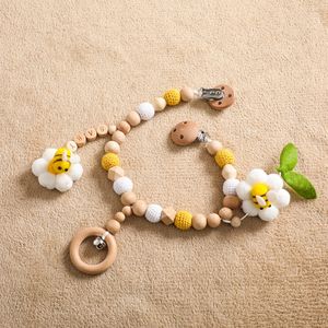 Jouet suspendu pour poussette bébé en bois, hochet, attache-tétine, écologique, bois/coton, design personnalisé - Product Image 2