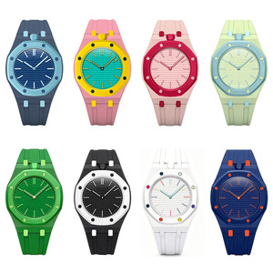 Ultimo Modello di Orologi al Quarzo Ottagonali alla Moda con Cinturino in Silicone in Otto Colori e Quadrante Arcobaleno - Product Image 1