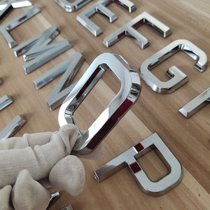 Modern Silver Chrome Gloss Finish 7X5 cm ABS <strong>Plastic</strong> Sign Adhesive Lettering Sticker Car Emblem Badge Chrome Number Plate <strong>Letter</strong> - Product Image 2