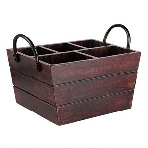 Caja de Almacenamiento Rectangular de Madera Estilo Rústico con 6 Compartimentos y Asas Metálicas para Organización de Utensilios de Cocina - Product Image 1