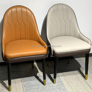 Sillas de Comedor Nórdicas de Lujo con Patas de Metal, Tapicería de Cuero PU, Muebles de Comedor Modernos, Duraderos, Ajustables y Extensibles, Personalizables - Product Image 6