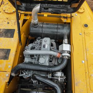 Excavadora Sany 135C de Segunda Mano, Pequeña y de Alto Torque, con Motor Isuzu y Bomba de Engranajes, para Canteras, Construcción de Presas y Proyectos de Excavación Profunda - Product Image 6