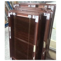 Fenêtres verticales de luxe : Portes pliantes en aluminium, bidirectionnelles, stores intégrés, isolation sous vide, conception anti-insectes
