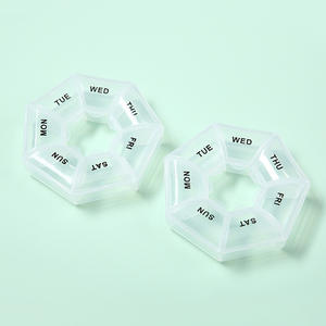 Hoge Kwaliteit Draagbare Zevendaagse Wekelijkse Medicijndoos 7-compartimenten Digitale <span class=keywords><strong>Pil</strong></span> Organizer Rond Patroon Plastic <span class=keywords><strong>Pil</strong></span> Opbergdoos - Product Image 2