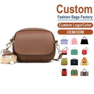 Bolso Bandolera de Cuero Genuino Directo de Fábrica, Textura Lichi Marrón, Cadenas, Pompón de Piel Sintética |   Viajes de Vacaciones Estilo Dama - Product Image 1