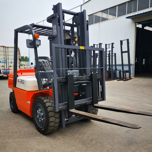 Chariot élévateur diesel <span class=keywords><strong>DOUGONG</strong></span> 3T pas cher de Chine avec hauteur de levage de 3 m, pneus pneumatiques/solides, rayon de braquage de 2550 mm - Product Image 3