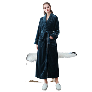 Albornoz de Lujo Suave Tipo Hotel, Elegante y Económico, Ropa de Dormir de Invierno para <span class=keywords><strong>Mujer</strong></span>, Diseño ODM de Moda, Cálido y Liso para <span class=keywords><strong>Baño</strong></span> - Product Image 1