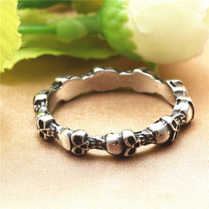 European American Style <b>Titanium</b> Steel Skull <b>Ring</b> Retro Punk Unisex Jewelry Gift Silver Color - Product Image 3