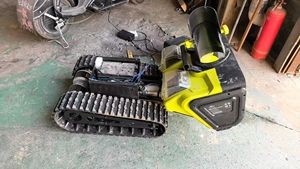 <span class=keywords><strong>Souffleuse</strong></span> à neige télécommandée tout-terrain à chenilles, balayeuse à neige télécommandée motorisée, chenilles en caoutchouc, lance-neige, déneigement - Product Image 4