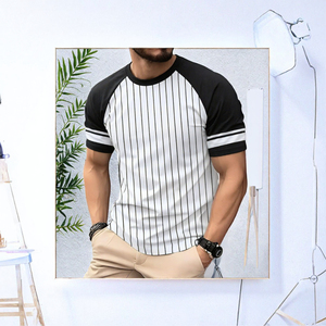 เสื้อยืดแขนสั้นพิมพ์ลายดิจิทัลสไตล์สตรีทสำหรับผู้ชาย น้ำหนัก 180 กรัม ผลิตจากโพลีเอสเตอร์ 100% เสื้อยืดลำลองแบบสั่งทำพิเศษพร้อมลายกราฟิกแนวสตรีทแวร์ - Product Image 2