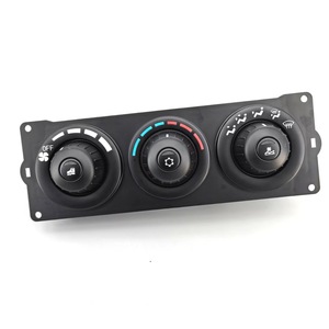 Marco de Panel F21-1013-11-000 para Kenworth de Uso Medio, Panel de Plástico con Perillas de Control de Climatización - Product Image 1