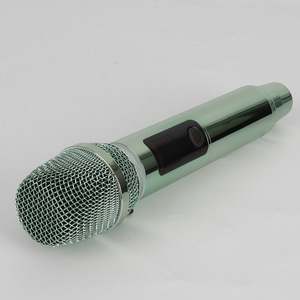 Wireless Dynamic <b>Microphone</b> 20Hz-20KHz Heart Shaped Direction Universal Live Streaming Stage Use - Product Image 1