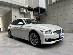 <span class=keywords><strong>BMW</strong></span> <span class=keywords><strong>Serie</strong></span> 3 320Li <span class=keywords><strong>2018</strong></span> Edición de Lujo F30 8AT RWD Euro VI Sedán de Lujo Mediano Alemán Usado - Product Image 1