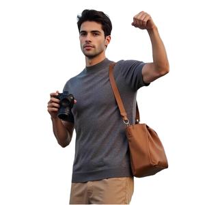 Camiseta de Punto Gris de Manga Corta para Hombre, Cuello Redondo, Corte Regular, Estilo Casual, Transpirable, de Algodón - Product Image 1
