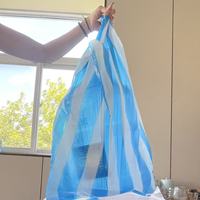 Sacs de courses en PEHD rayés multicolores personnalisés, très demandés, sacs d'emballage plastique durables pour la vente au détail