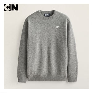 Pull en laine tricoté gris classique pour homme, certifié GRS, fabrication sur mesure, logo personnalisé, chaud pour l'hiver, décontracté - Product Image 2