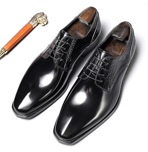 Mocasines de cuero para hombre, hechos a medida, de lujo, estilo casual de negocios, con suela de goma, borde de perlas y cuero brillante de una sola pieza. - Product Image 5