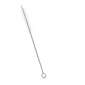 Brosse de nettoyage pour pailles métalliques, réutilisable, design minimaliste, pour le lavage des tasses et accessoires de bar - Product Image 1