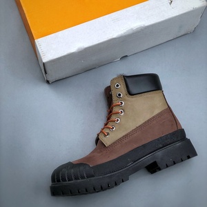 Chaussures de marche neutres de luxe, bottes de travail en cuir véritable de créateur original, style streetwear, bottes jaunes imperméables - Product Image 5