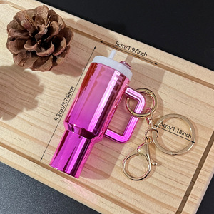 Porte-clés tendance Ice <span class=keywords><strong>Boss</strong></span> Cup avec espace <span class=keywords><strong>de</strong></span> rangement pour rouge à lèvres, breloque <span class=keywords><strong>de</strong></span> sac portable - Product Image 3