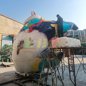 Sculpture de panda en fibre de verre, abstraite, géométrique, à poser au sol, faite à la main, personnalisée, décoration artistique en forme d'animal - Product Image 3