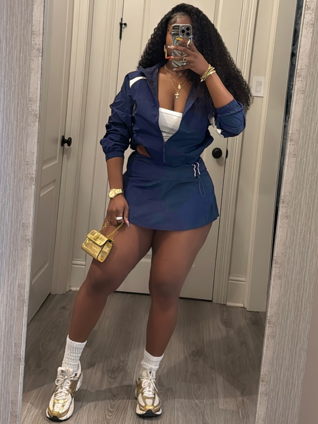 Bleu foncé