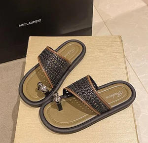 Chaussons pour homme et femme, élégants et tendance, pour l'extérieur, avec ajustement polyvalent et fonction antidérapante - Product Image 6