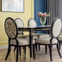 Table à manger carrée de luxe légère américaine en bois massif de style néoclassique français, directement de l'usine, avec 6 chaises, personnalisable, vente en gros