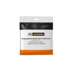 Couverture de lit légère DB MASCARDA en duvet alternatif, bordure en satin, rectangulaire, polyester, toutes saisons, style minimaliste - Product Image 1