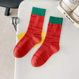 Divertidos <span class=keywords><strong>calcetines</strong></span> de Jacquard de moda para hombres y mujeres, tubo largo de algodón, patrón de frutas de animales, diseño de logotipo personalizado de alta calidad, estilo informal - Product Image 6