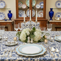 Assiettes à dîner élégantes en céramique bleue avec bordure dorée festonnée - Vaisselle de luxe pour mariage, banquet nuptial, décoration de table pour événements