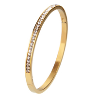 Bracelet en acier inoxydable plaqué or à quatre pièces, design trèfle à quatre feuilles, luxe léger, classique, bracelet superposé pour femme, anniversaire