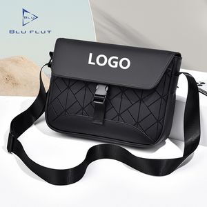 Nuevo bolso cruzado de cuero unisex, bolso de pecho impermeable para hombre, bandolera con logotipo personalizado, bandolera personalizada para hombre - Product Image 1