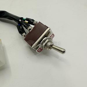 สวิตช์อะไหล่รถขุดเซ็นวิท 6 สาย 24V DC 1A SPST สำหรับโคมัตสึ - Product Image 3