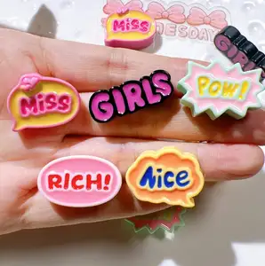 Mode Meisje Miss Letters Hars Ambachten Diy Handgemaakte Cartoon Hars Ornamenten Schattige Flatback Cabochons Voor Haaraccessoires