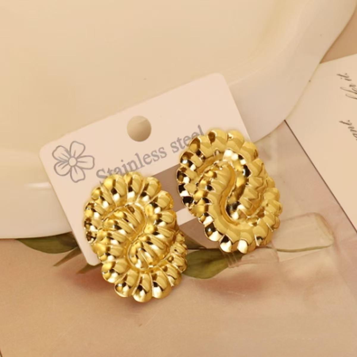 gold irregular