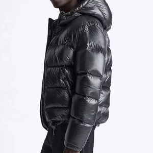 Chaqueta de Invierno Impermeable para Hombre, de Alta Calidad, con <span class=keywords><strong>Capucha</strong></span>, Logotipo Personalizado, Estilo Urbano, Negra, con Cierre de Cremallera a Prueba de Viento - Product Image 4