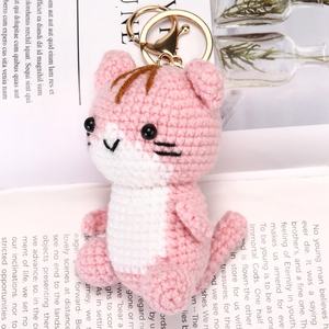 <span class=keywords><strong>Portachiavi</strong></span> con motivo lavorato <span class=keywords><strong>a</strong></span> mano all'uncinetto con animali di peluche peluche Plushie Kawaii cat Amigurumi giocattolo <span class=keywords><strong>a</strong></span> <span class=keywords><strong>maglia</strong></span> morbida 3d Doll <span class=keywords><strong>portachiavi</strong></span> - Product Image 4