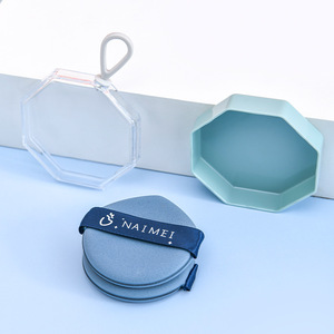 Étui pour éponge à maquillage Nai Mei, mini boîte de rangement portable transparente en plastique avec couvercle pour éponge cosmétique, Beauty Blender - Product Image 4